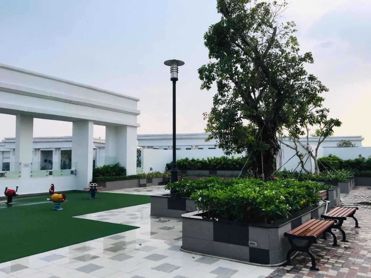 Gold Bee Dormitary Service Apartment Ho-Chi-Minh-Stadt Exterior foto